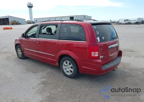 2010 Chrysler Town & Country Touring from USA, damaged, VIN 2A4RR5D19AR221398